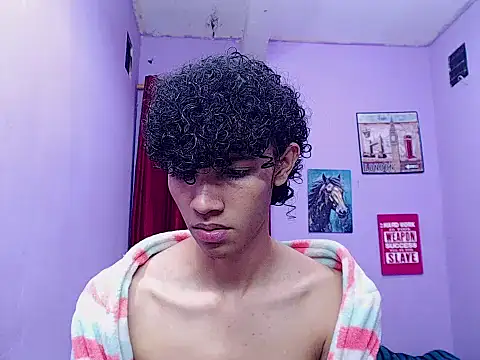 bigcock twinks online show from February 21, 11:29 pm