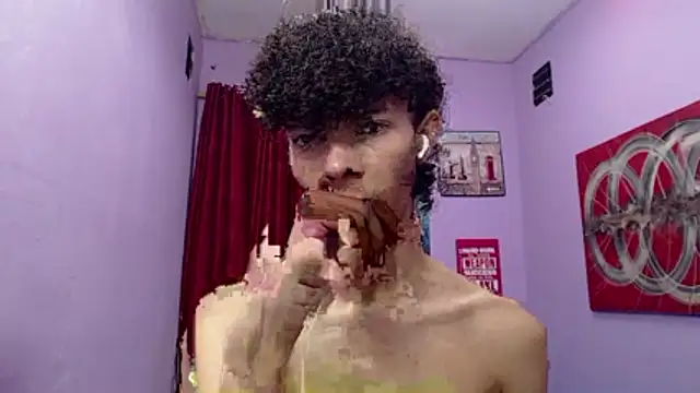 bigcock twinks online show from April 14, 7:30 pm