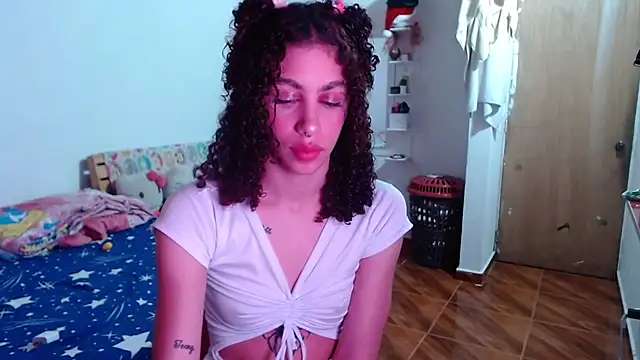  Shanell online show from April 29, 7:31 pm