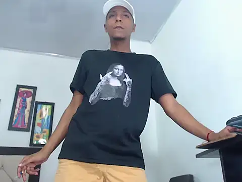 hotboyluxe online show from February 6, 3:02 am