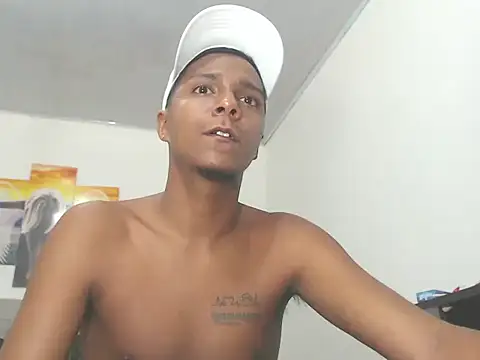 hotboyluxe online show from February 12, 6:29 pm