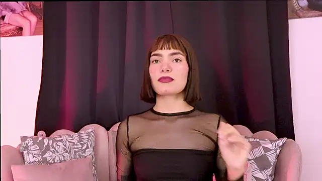 Snapshot of dakotacollins_ chatting on July 16, 4:20 am dakotacollins online show from July 16, 4:20 am