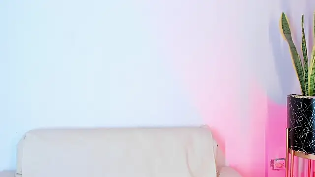 liorah wolf online show from March 26, 7:45 pm