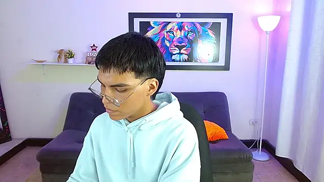 Maecum18 online show from March 10, 9:08 pm