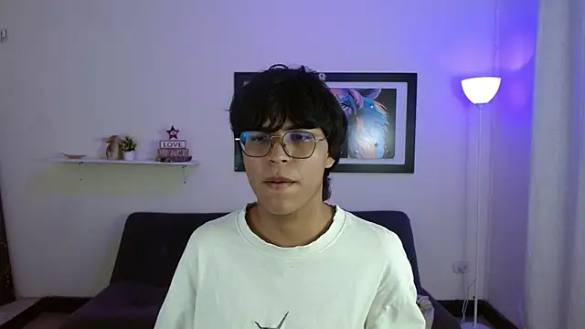 Maecum18 online show from February 18, 9:33 pm