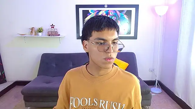 Maecum18 online show from March 14, 10:05 pm