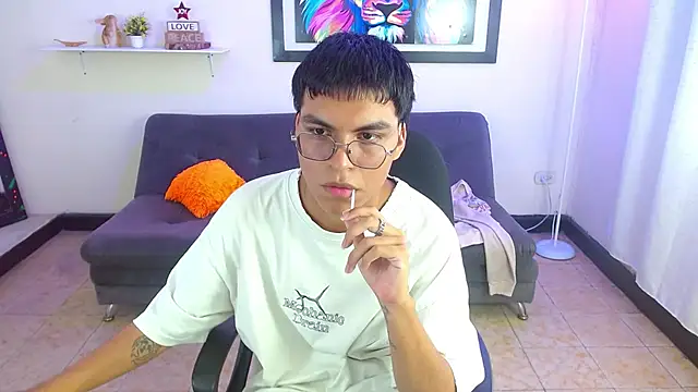 Maecum18 online show from March 19, 9:48 pm