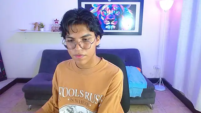 Maecum18 online show from March 6, 8:48 pm