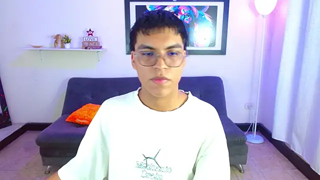 Maecum18 online show from March 13, 8:58 pm