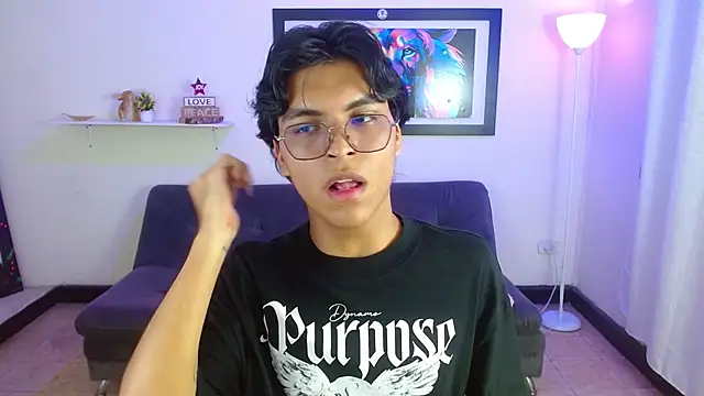 Maecum18 online show from February 26, 9:04 pm