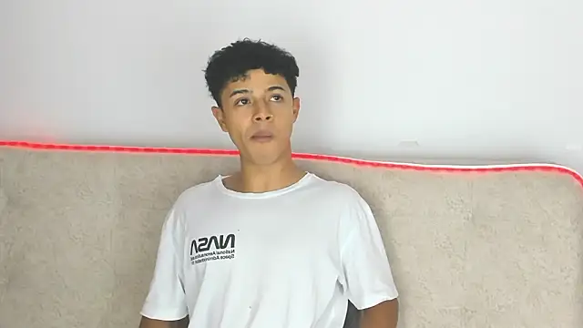  Alex Colton online show from March 13, 10:04 pm