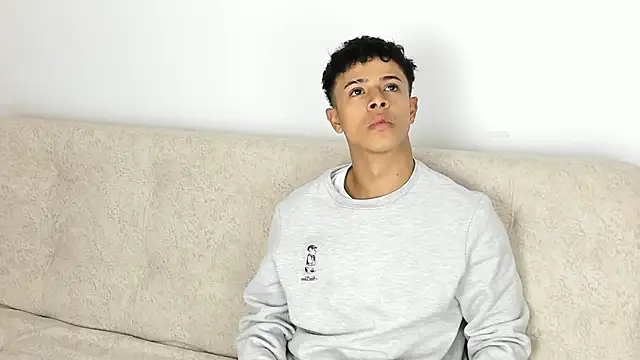 Snapshot of _Alex_Colton chatting on February 1, 10:08 pm Alex Colton online show from February 1, 10:08 pm