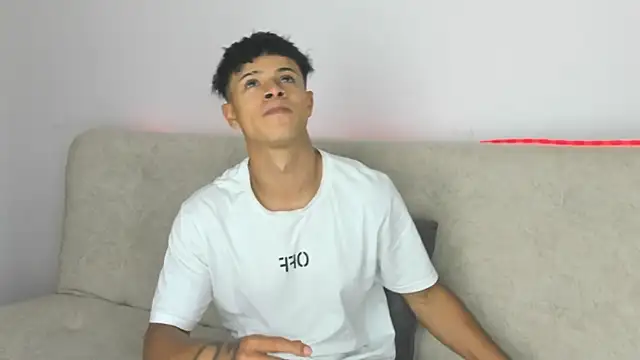  Alex Colton online show from April 1, 10:18 pm