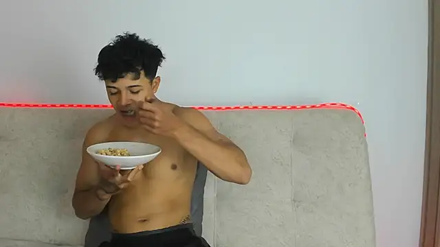  Alex Colton online show from March 5, 10:05 pm