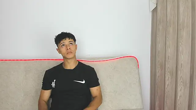  Alex Colton online show from March 24, 9:59 pm