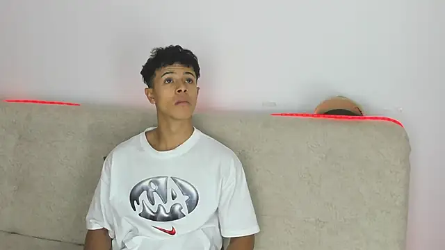  Alex Colton online show from April 13, 10:03 pm