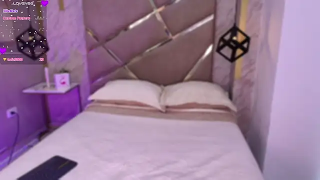 Mariluu  online show from April 15, 2:54 pm