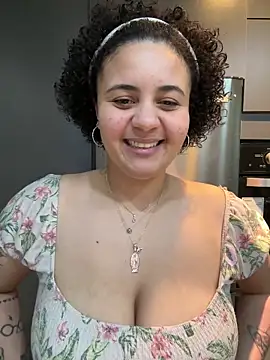 BabyChanntal online show from May 27, 7:10 pm