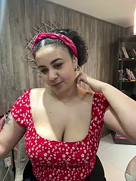 Snapshot of BabyChanntal chatting on February 28, 8:30 pm BabyChanntal online show from February 28, 8:30 pm