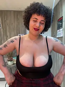 BabyChanntal online show from March 25, 12:00 am