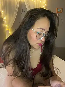 alisbloom online show from March 29, 4:03 am