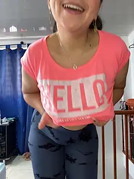 alisbloom online show from February 4, 5:52 pm