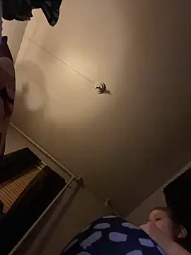 Snapshot of JulietteLatte chatting on February 18, 1:58 am JulietteLatte online show from February 18, 1:58 am