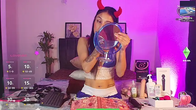Petite pepper online show from May 26, 3:15 am