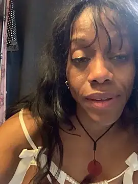 Snapshot of NatalieGainer_goodies chatting on February 24, 6:36 am NatalieGainer goodies online show from February 24, 6:36 am