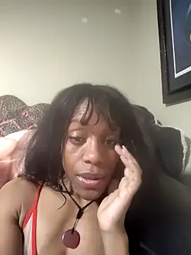 Snapshot of NatalieGainer_goodies chatting on February 23, 3:08 am NatalieGainer goodies online show from February 23, 3:08 am