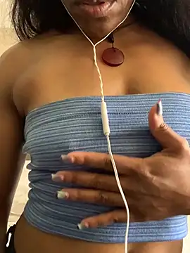 NatalieGainer goodies online show from April 4, 4:13 pm