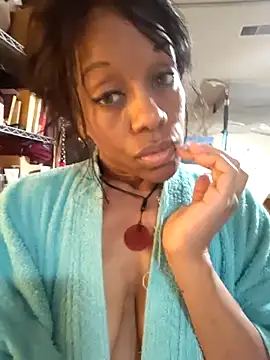 Snapshot of NatalieGainer_goodies chatting on February 25, 3:34 pm NatalieGainer goodies online show from February 25, 3:34 pm