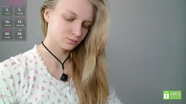 Alex-wer online show from April 23, 1:24 pm