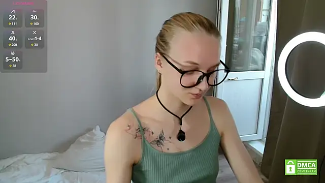 Alex-wer online show from May 24, 9:42 am