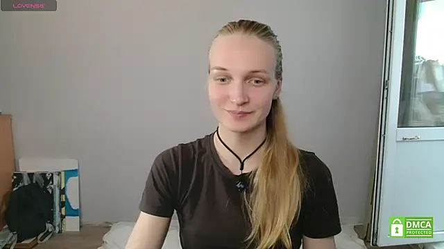 Alex-wer online show from May 26, 2:37 pm