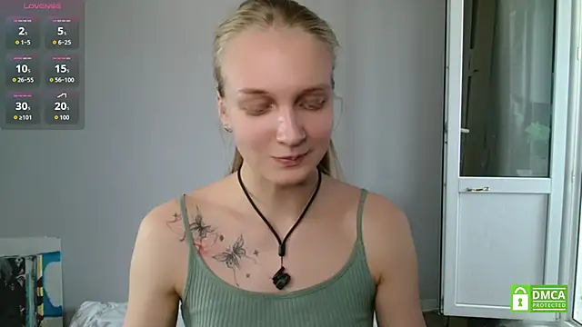 Alex-wer online show from June 8, 1:11 pm