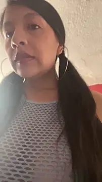 Bamby08 online show from April 16, 6:30 pm