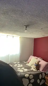 Bamby08 online show from March 15, 5:20 pm