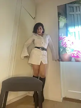 eva luz online show from June 22, 6:27 pm