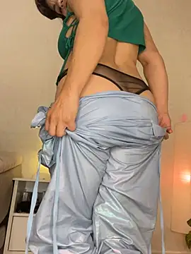 eva luz online show from June 9, 8:21 pm