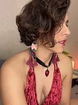 eva luz online show from March 6, 8:37 pm