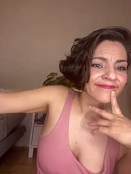 eva luz online show from February 21, 2:13 am