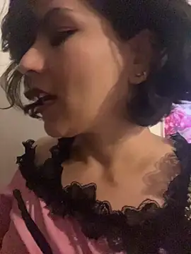 eva luz online show from June 21, 8:14 pm