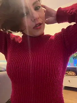 eva luz online show from February 1, 1:42 pm