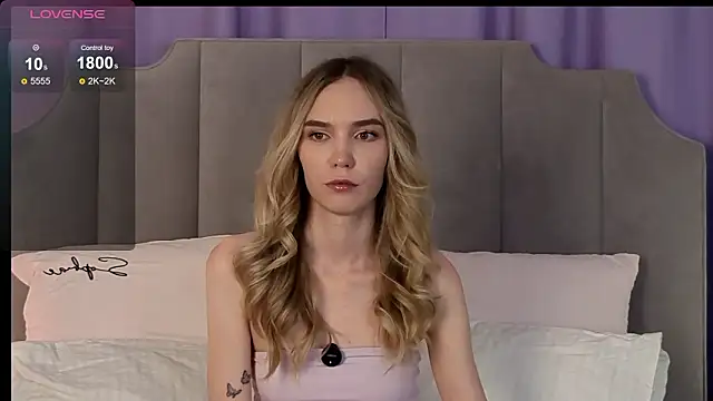 NikkiRyx online show from March 15, 3:19 pm