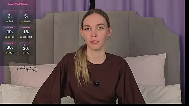 NikkiRyx online show from April 2, 7:42 pm