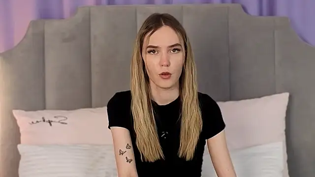 NikkiRyx online show from May 17, 4:18 pm