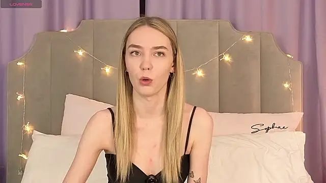 Snapshot of NikkiRyx chatting on February 1, 4:05 pm NikkiRyx online show from February 1, 4:05 pm