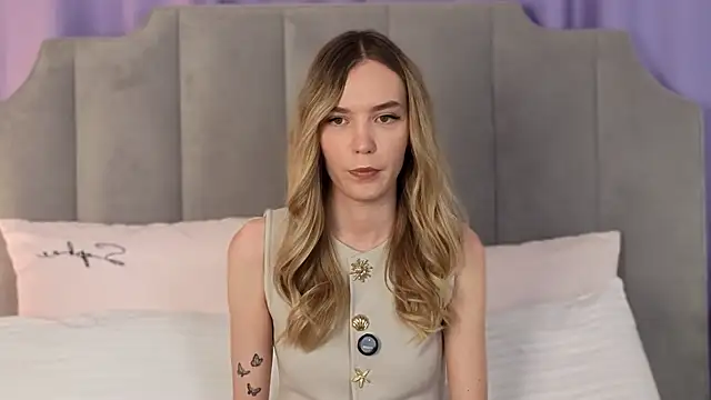 NikkiRyx online show from May 21, 3:20 pm