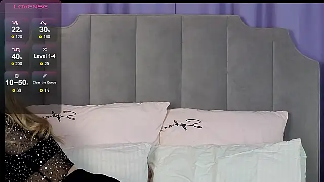 NikkiRyx online show from March 14, 4:24 pm